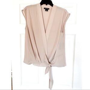 Like new Nordstrom nude color top/blouse sz. Med